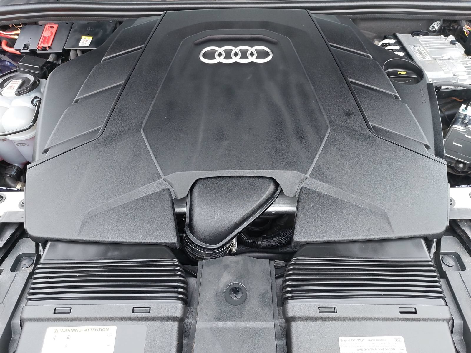 Used 2024 Audi Q7 3.0T Prestige AWD/4WD image 34