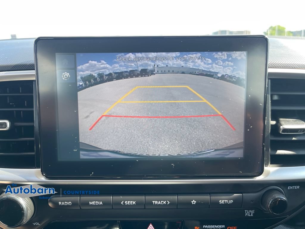 Used 2023 Hyundai Venue SEL w/ Cargo Package FWD image 19