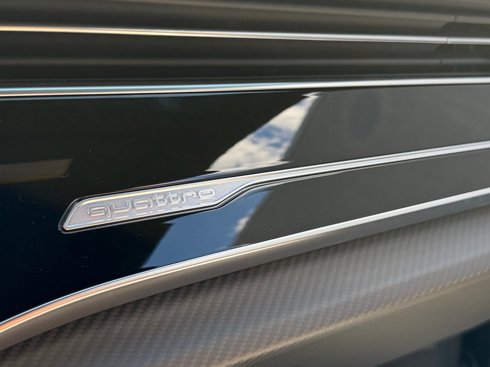 New 2026 Audi SQ8 Prestige AWD/4WD image 27