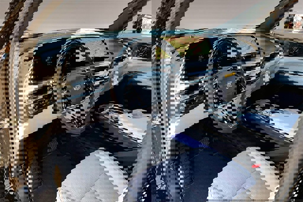 New 2026 Cadillac Lyriq Sport image 6