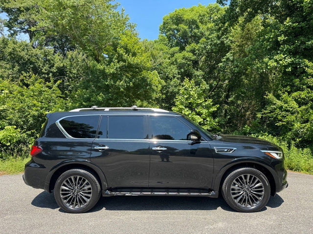 Used 2024 INFINITI QX80 Sensory AWD/4WD image 5