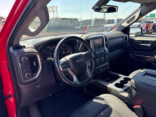 Used 2022 Chevrolet Silverado 1500 RST w/ Convenience Package II AWD/4WD image 9