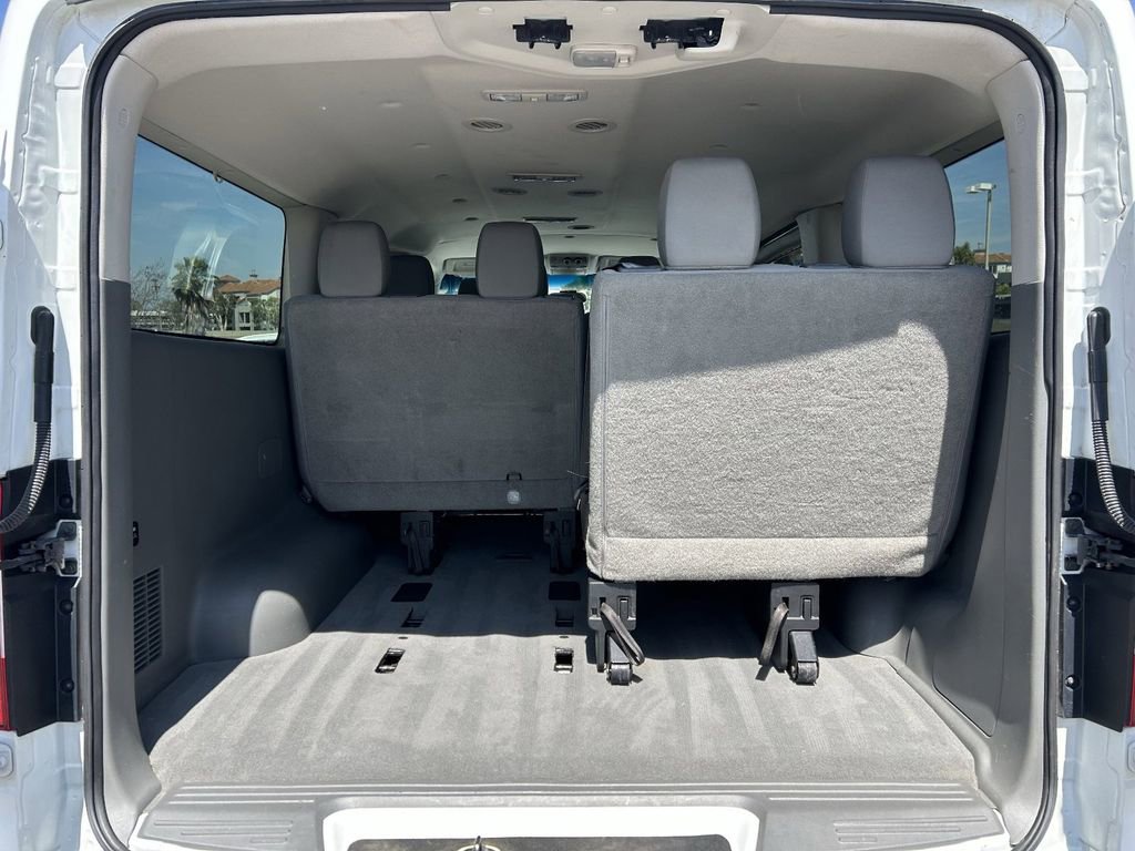 Used 2016 Nissan NV 3500 SV w/ SV Technology Package image 14