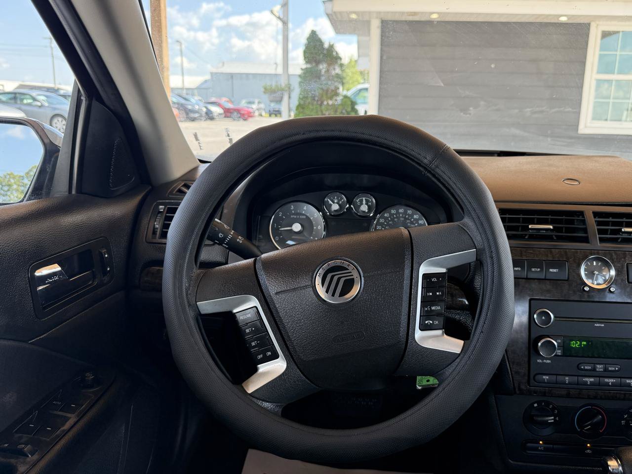 Used 2009 Mercury Milan FWD image 27