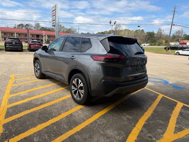 Used 2023 Nissan Rogue SV image 6