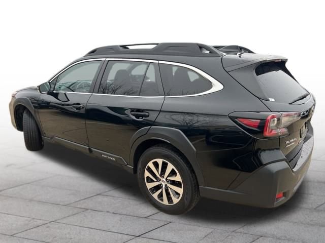 Used 2024 Subaru Outback Premium image 4