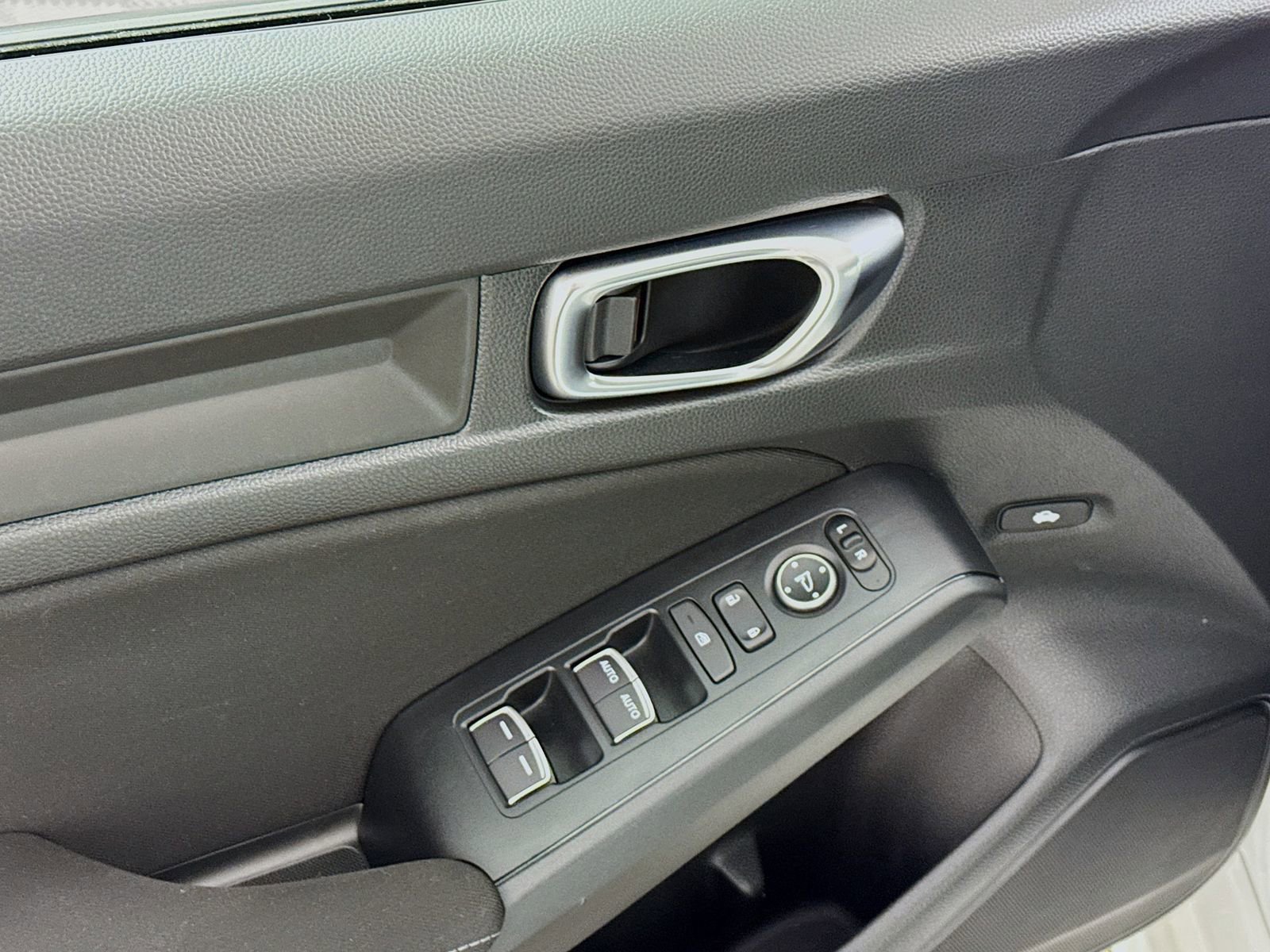 Used 2025 Honda Civic LX image 12