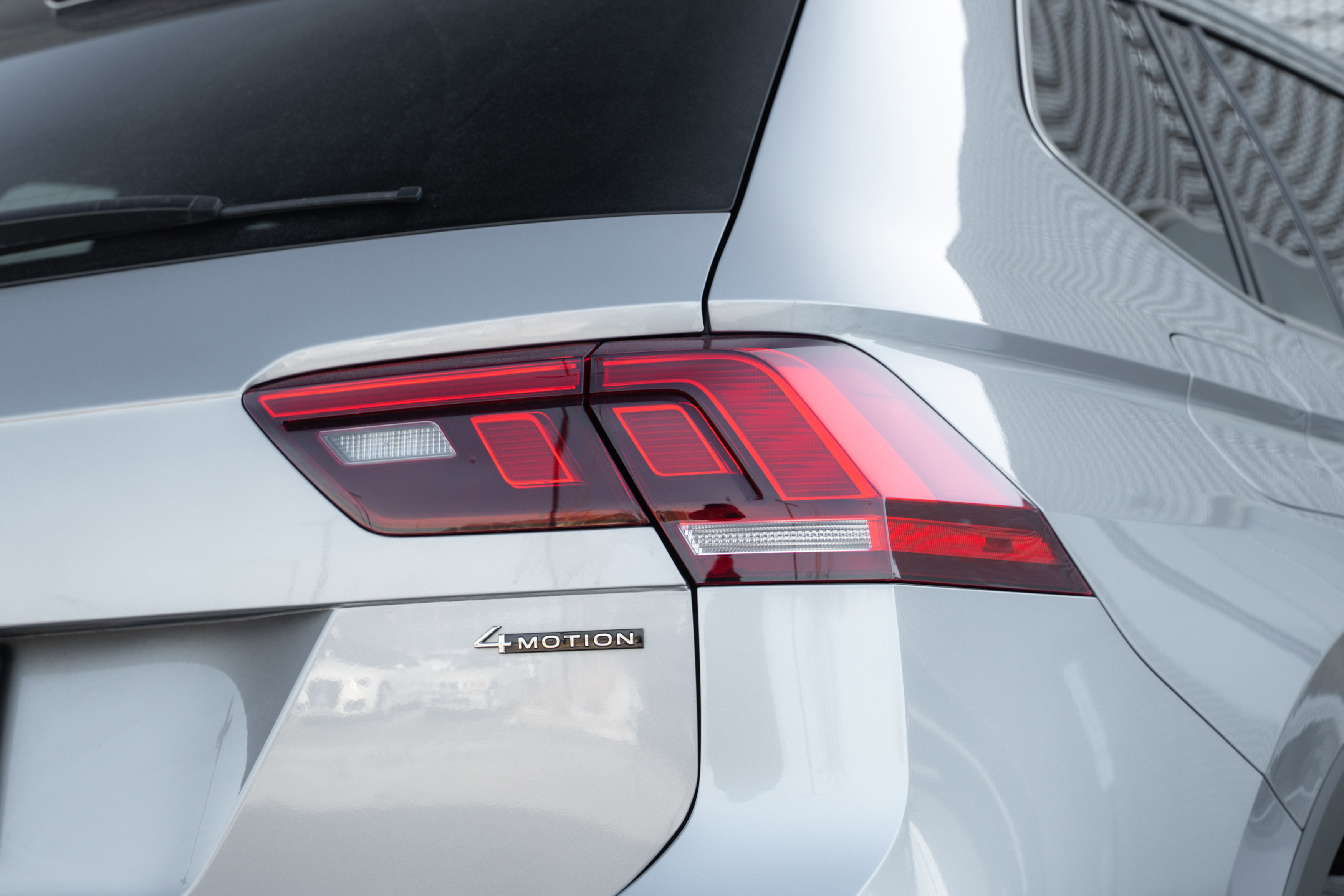 Used 2023 Volkswagen Tiguan SE image 28