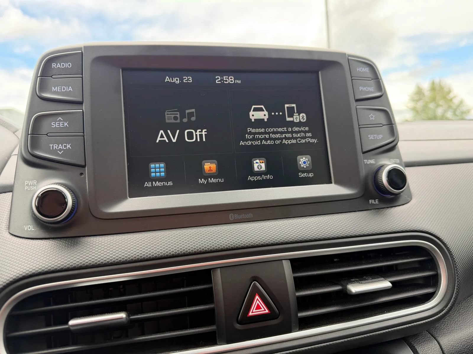 Used 2019 Hyundai Kona SE AWD/4WD image 36