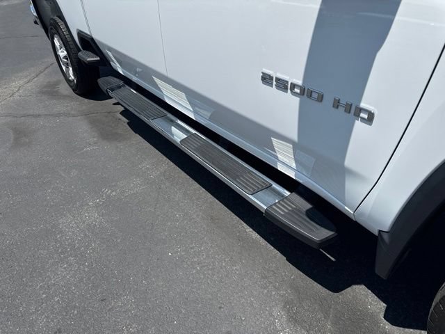Used 2025 Chevrolet Silverado 2500 LT w/ Convenience Package AWD/4WD image 12