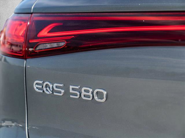 Used 2025 Mercedes-Benz EQS 580 4MATIC SUV image 11