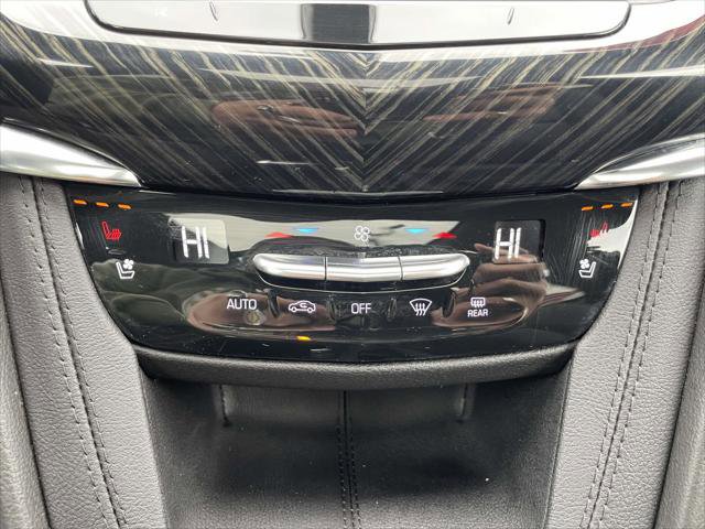 Used 2022 Cadillac XT6 Premium Luxury image 30
