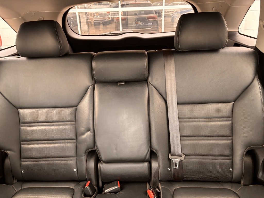 Used 2016 Kia Sorento SX image 20