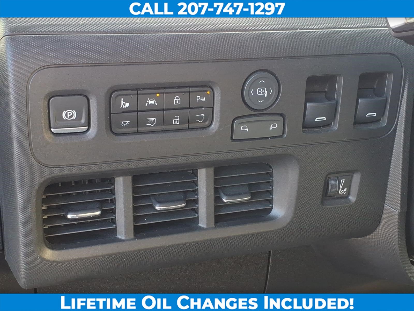 Used 2024 Chevrolet Brightdrop 600 w/ Commercial Equipment Package AWD/4WD image 17