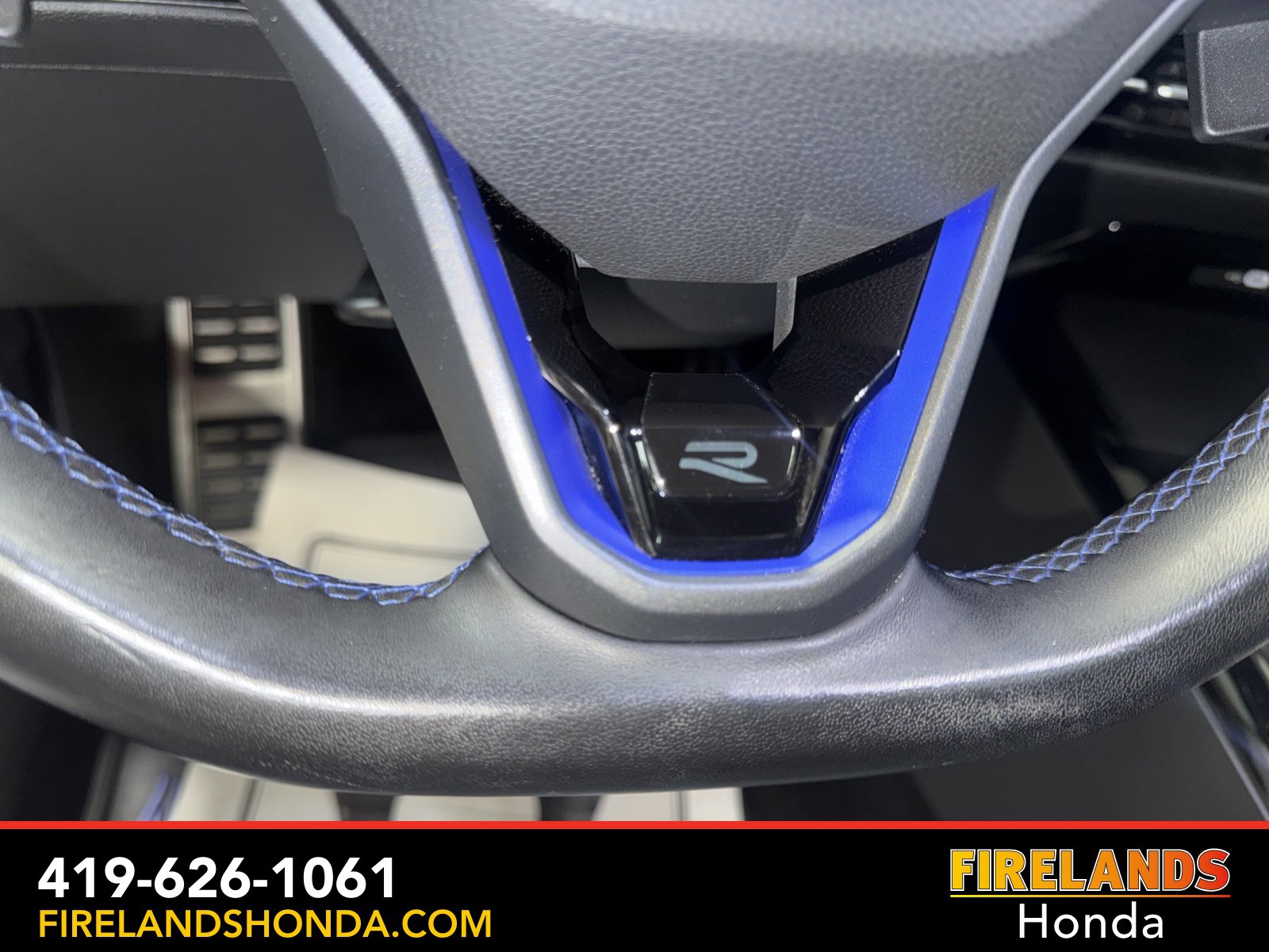 Used 2023 Volkswagen Golf R image 21