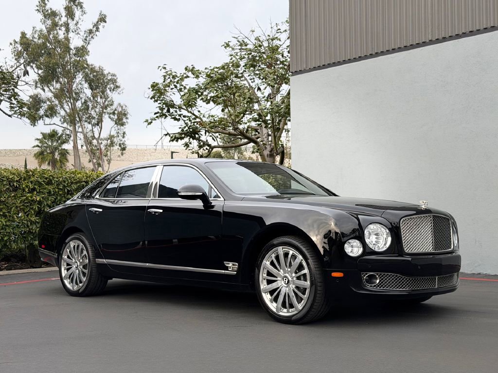 Used 2013 Bentley Mulsanne image 3