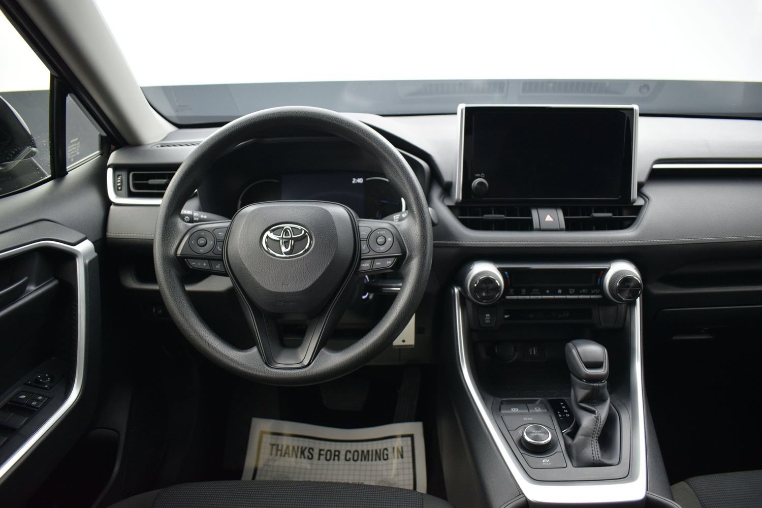 Used 2025 Toyota RAV4 LE AWD/4WD image 14
