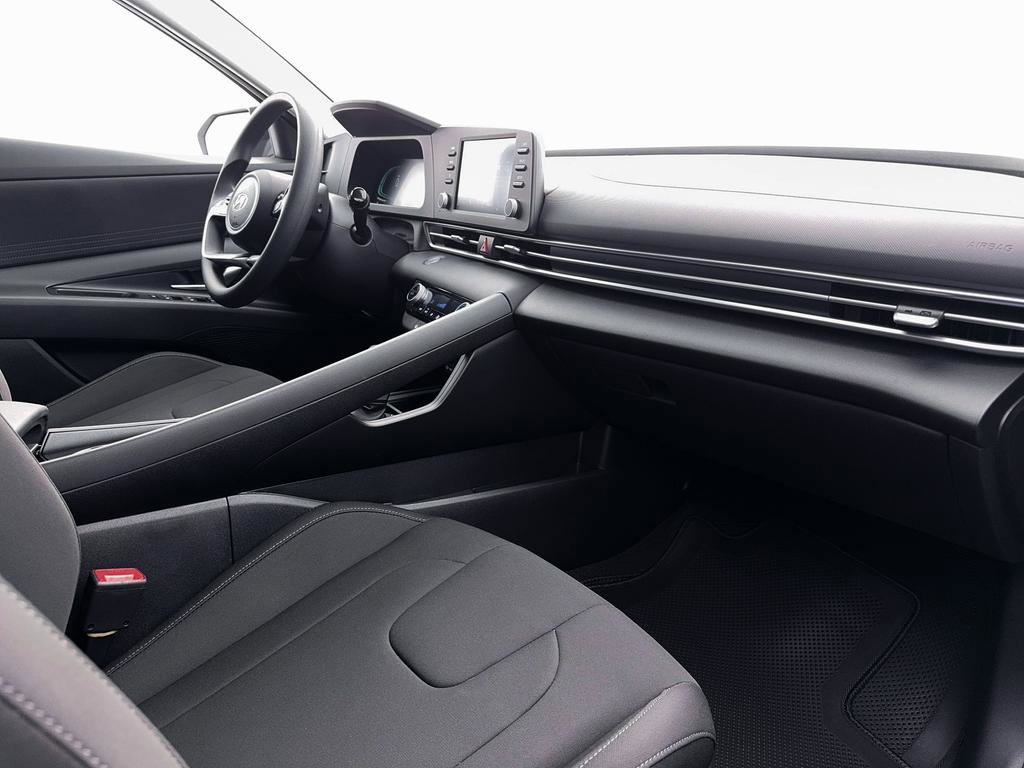 New 2026 Hyundai Elantra Blue image 15