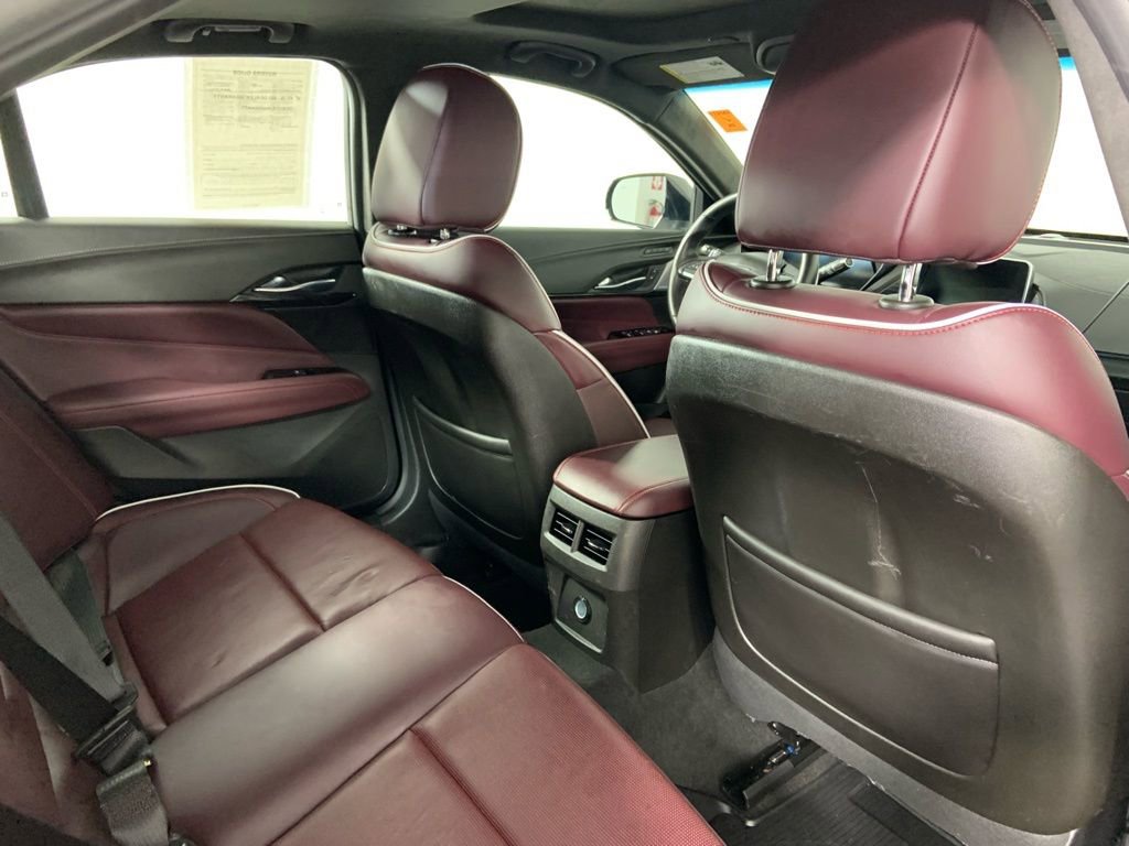 Used 2022 Cadillac CT4 V w/ Technology Package image 12