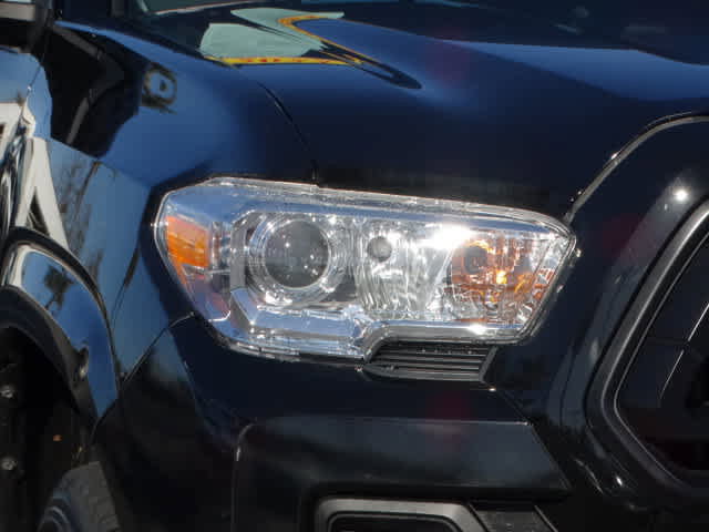 Certified 2023 Toyota Tacoma SR image 5