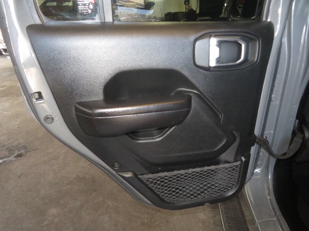 Used 2019 Jeep Wrangler Unlimited Sport AWD/4WD image 21