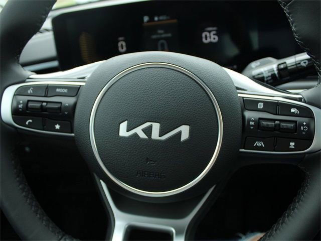 New 2025 Kia K4 EX image 21