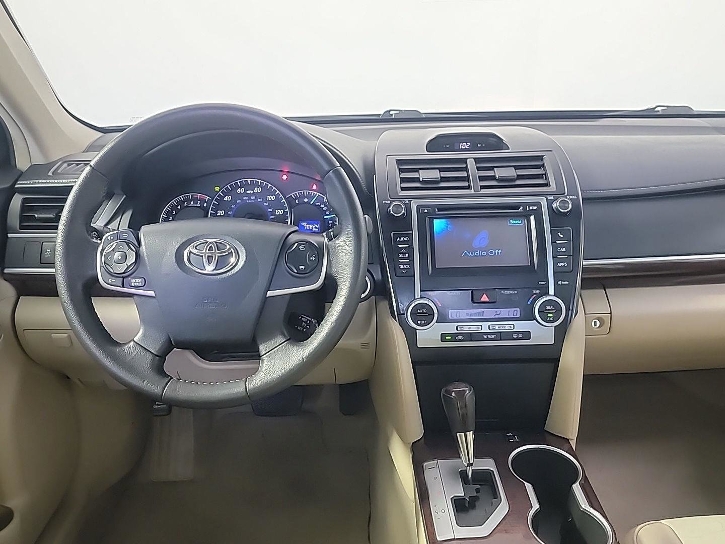 Used 2012 Toyota Camry XLE w/ Leather Pkg FWD image 19