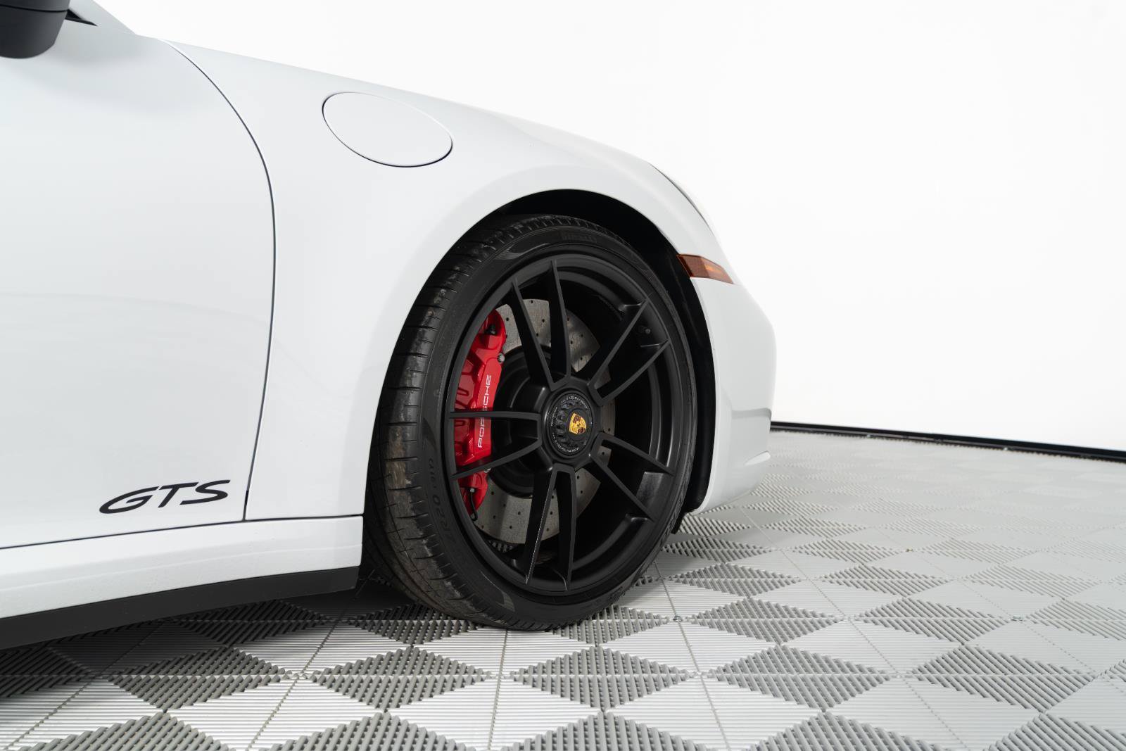 Used 2023 Porsche 911 Carrera GTS RWD image 26