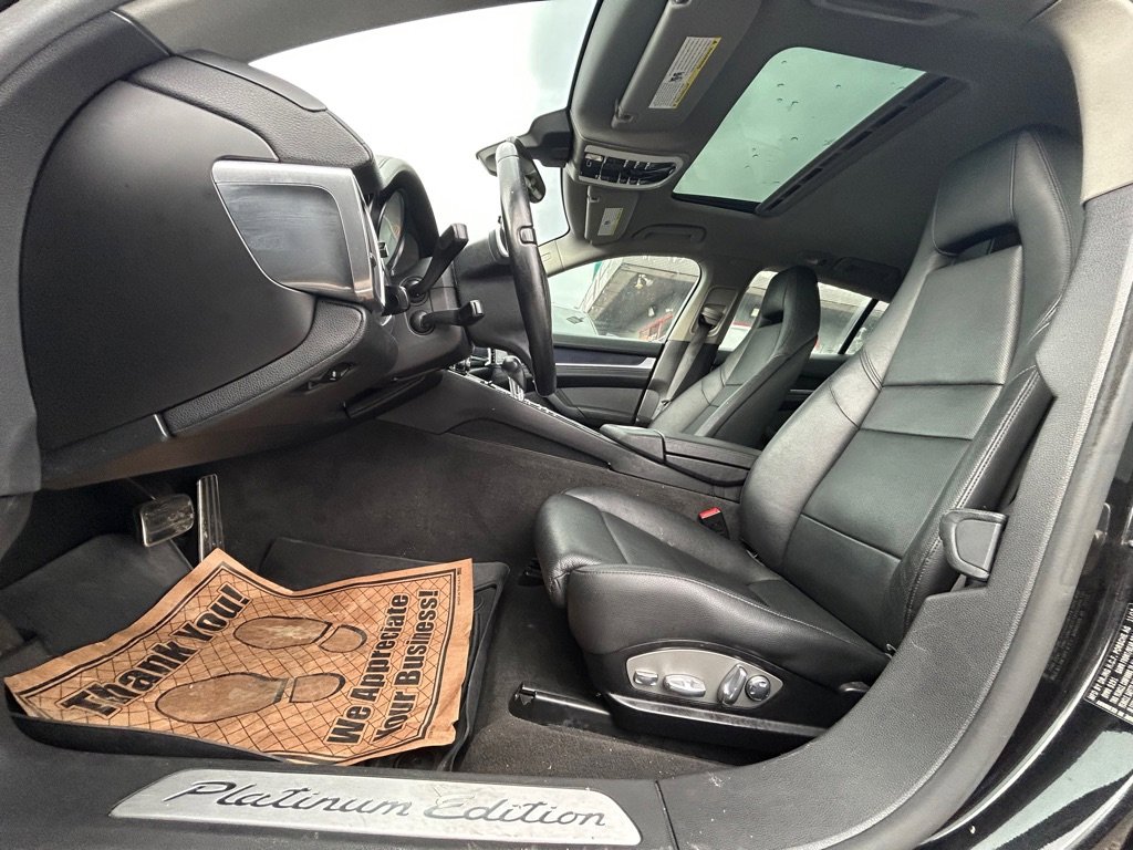 Used 2013 Porsche Panamera 4 image 9