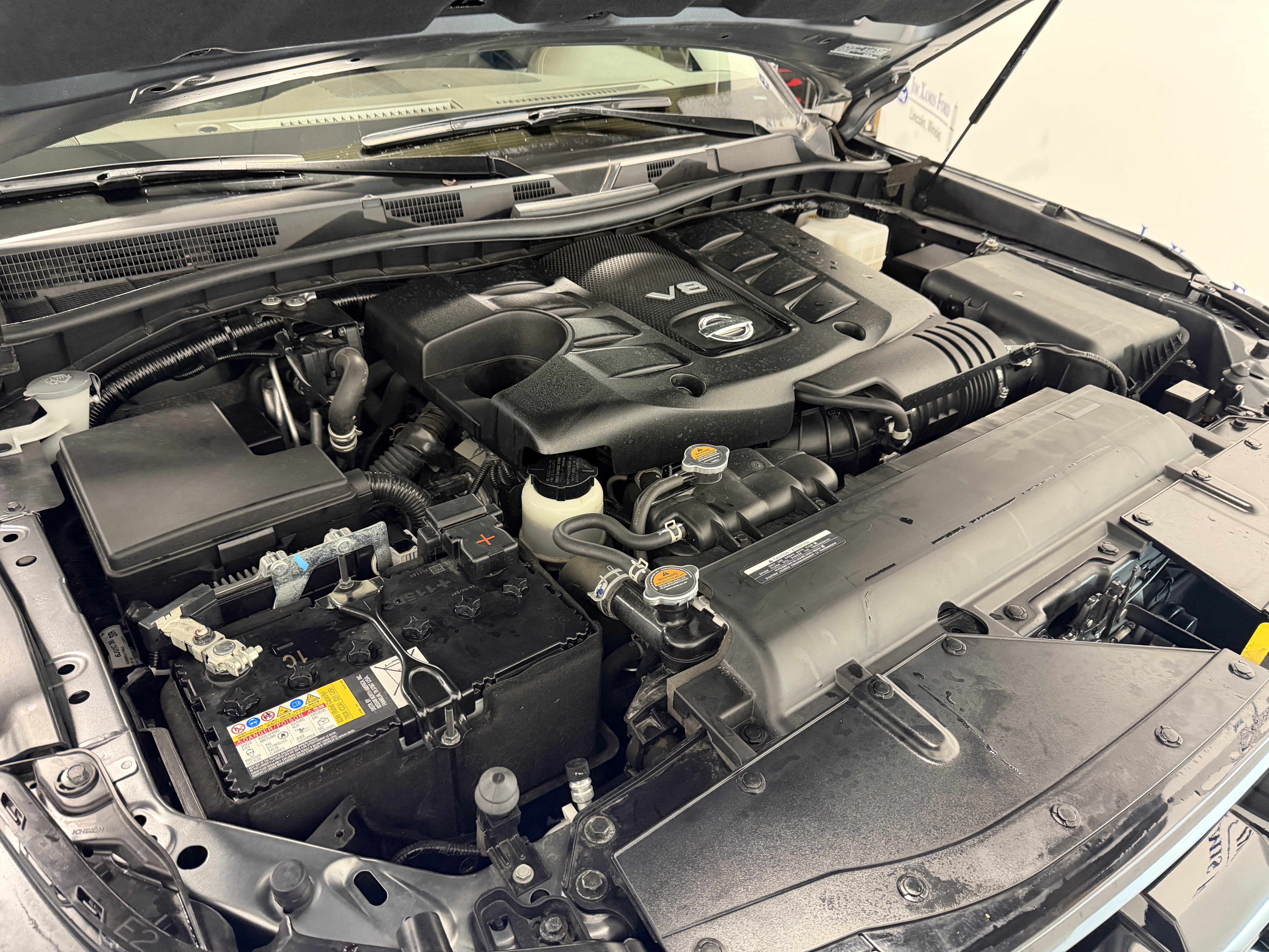 Used 2024 Nissan Armada Platinum w/ Captain's Chairs Package image 34