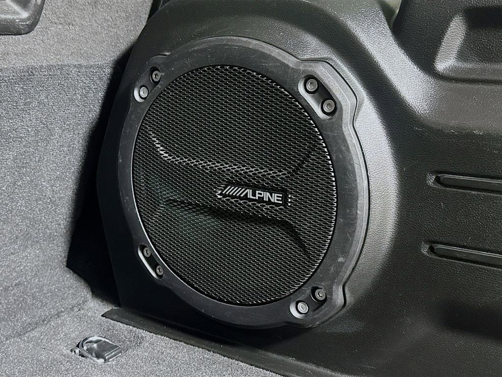 Used 2023 Jeep Wrangler Unlimited Rubicon w/ Cold Weather Group image 17