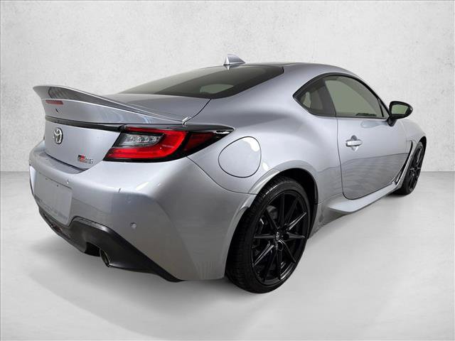 Used 2025 Toyota GR86 Premium RWD image 3