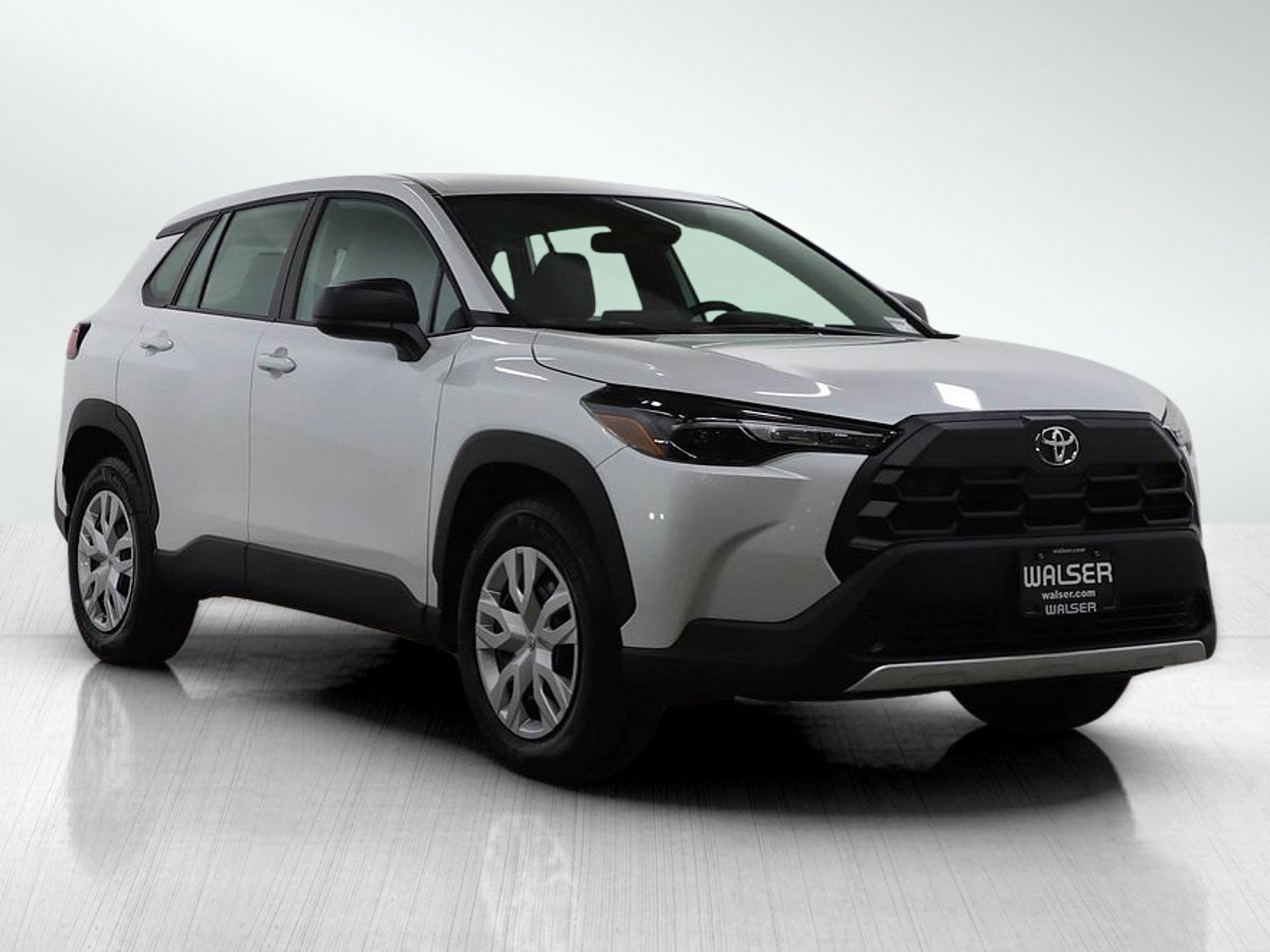 Used 2026 Toyota Corolla Cross L image 7