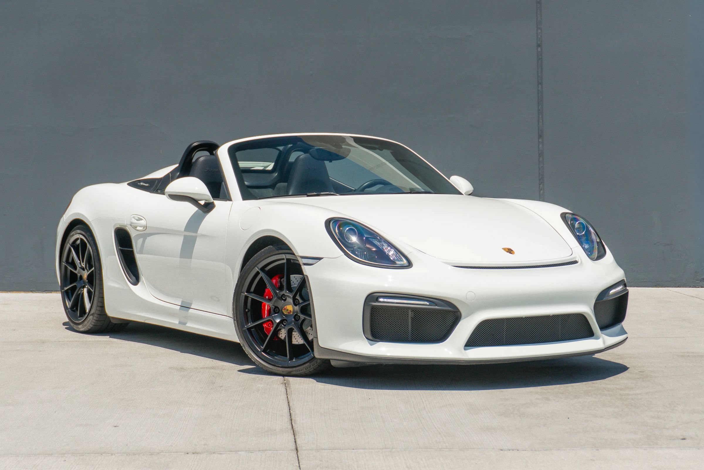 Used 2016 Porsche Boxster Spyder RWD image 6