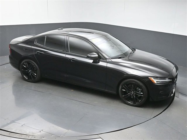 Used 2024 Volvo S60 B5 Plus image 38