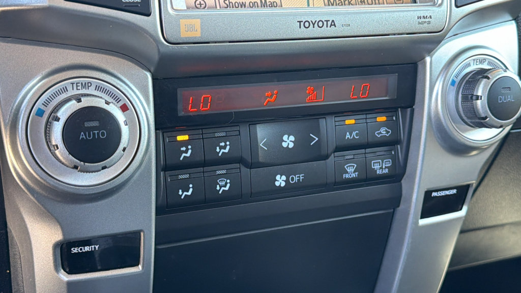 Used 2011 Toyota 4Runner Limited AWD/4WD image 14