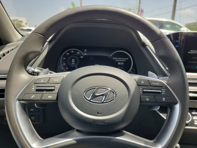 Certified 2022 Hyundai Sonata Limited FWD image 19