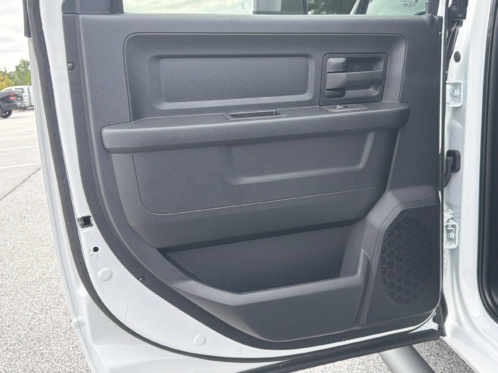 New 2026 RAM 3500 Tradesman AWD/4WD image 22