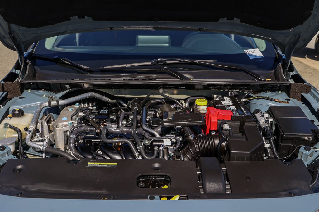Used 2025 Nissan Sentra SR FWD image 31