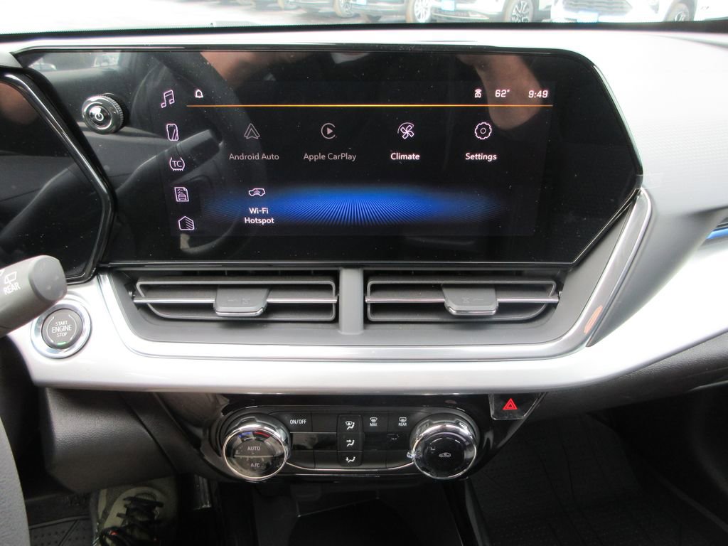 New 2026 Chevrolet Trax LT FWD image 30
