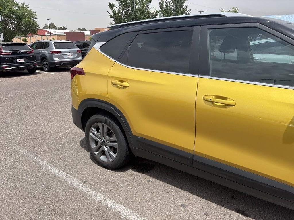 Used 2022 Kia Seltos S AWD/4WD image 13