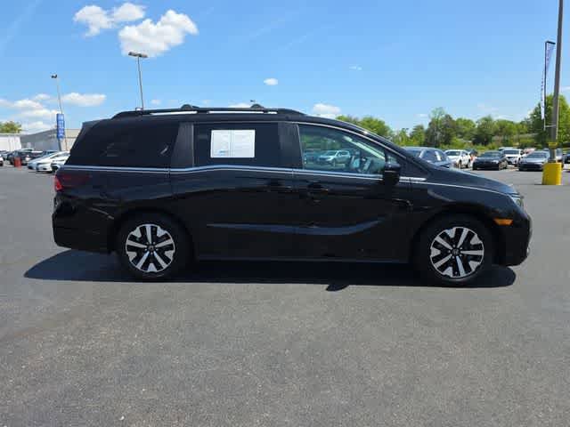Certified 2026 Honda Odyssey EX-L image 3