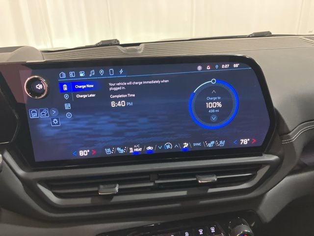 Used 2025 Chevrolet Silverado EV LT image 18