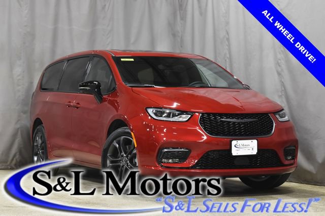 New 2026 Chrysler Pacifica Select image 1
