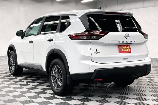New 2025 Nissan Rogue S image 4