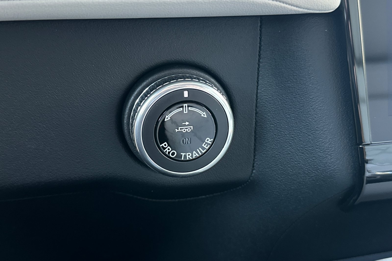 New 2026 Lincoln Navigator L Reserve AWD/4WD image 28