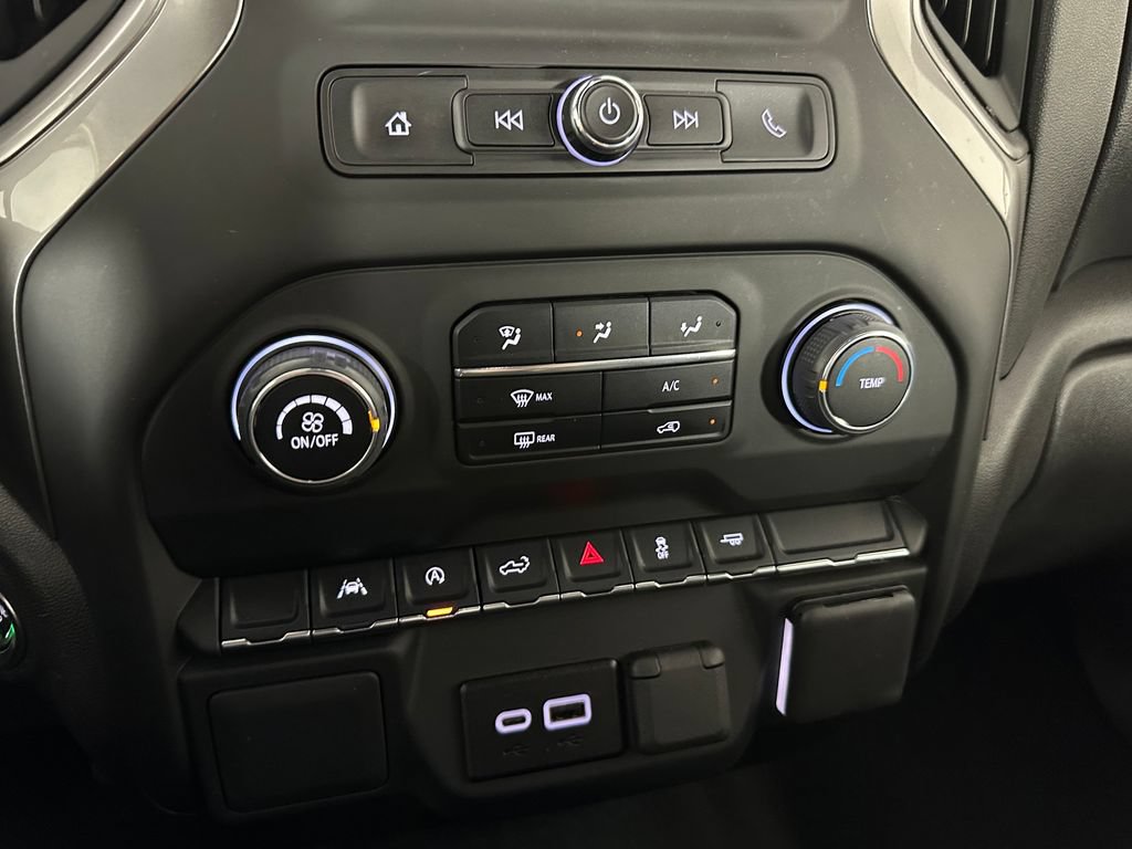 Used 2024 Chevrolet Silverado 1500 Custom RWD image 19