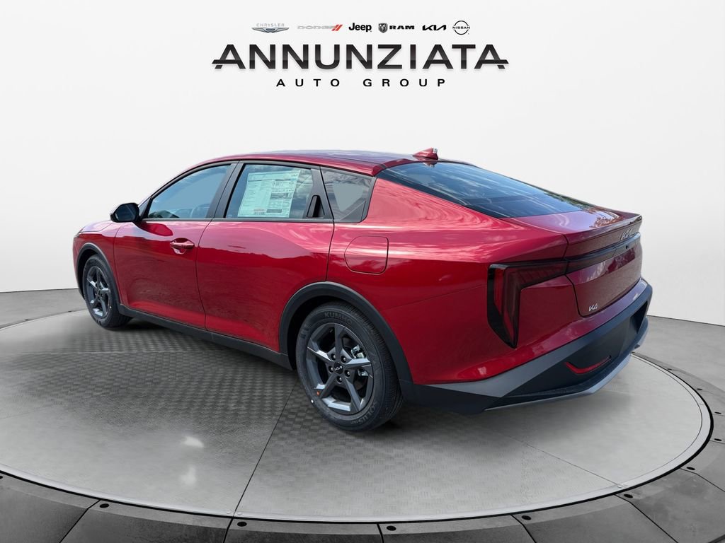 New 2025 Kia K4 FWD image 3
