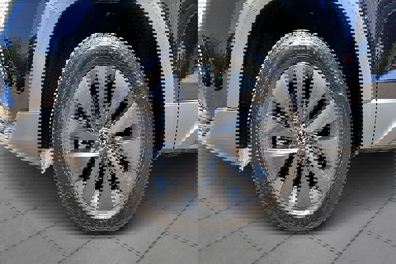 Used 2024 Volkswagen Taos S w/ MDO Package image 10