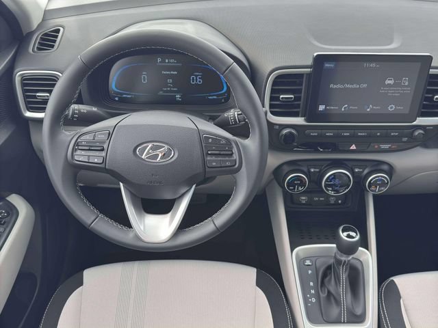 New 2026 Hyundai Venue SEL FWD image 17